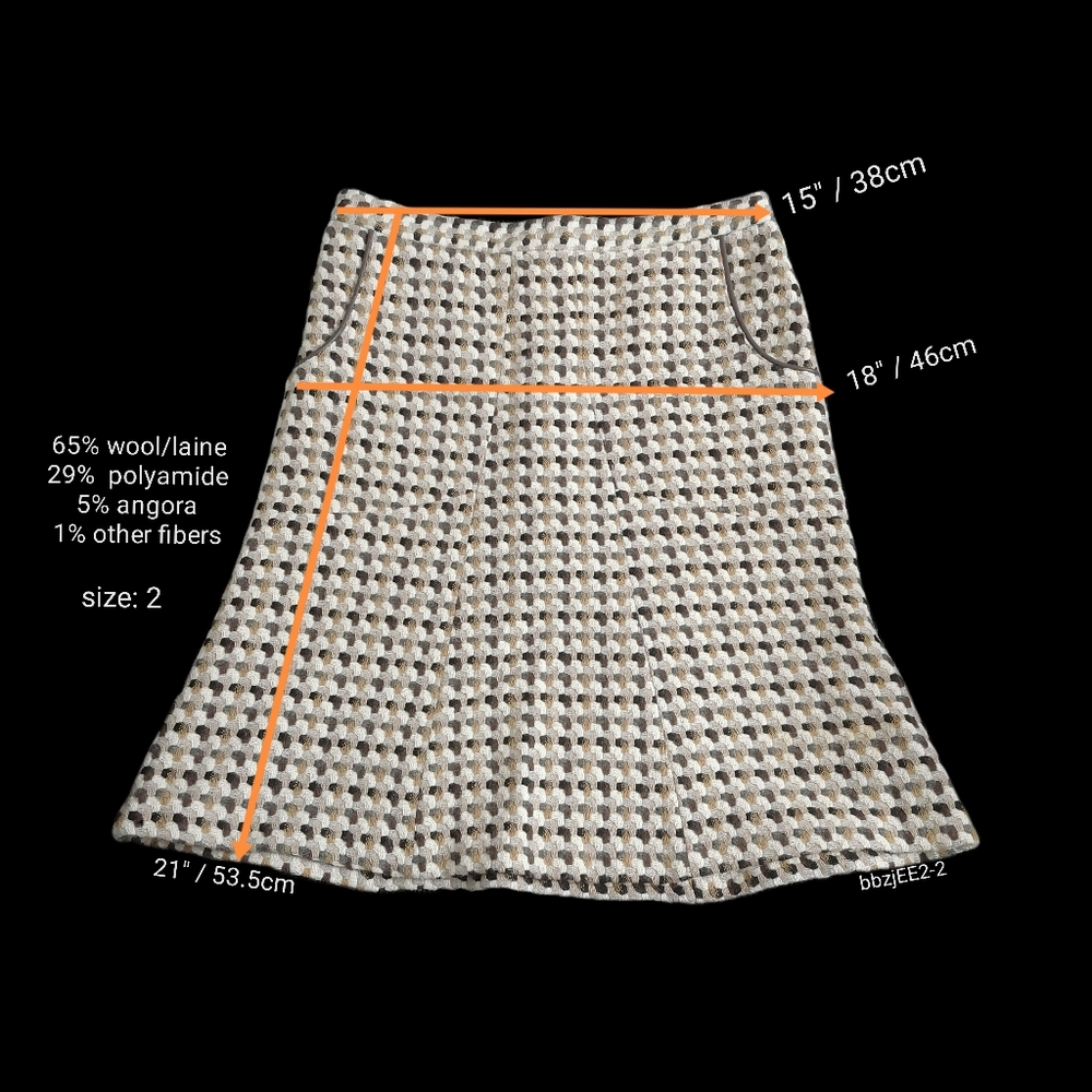 size M, wool-blend flared skirt